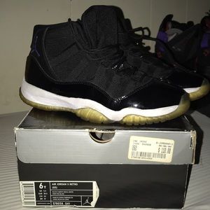 Air Jordan 11 Retro “Space Jams”.